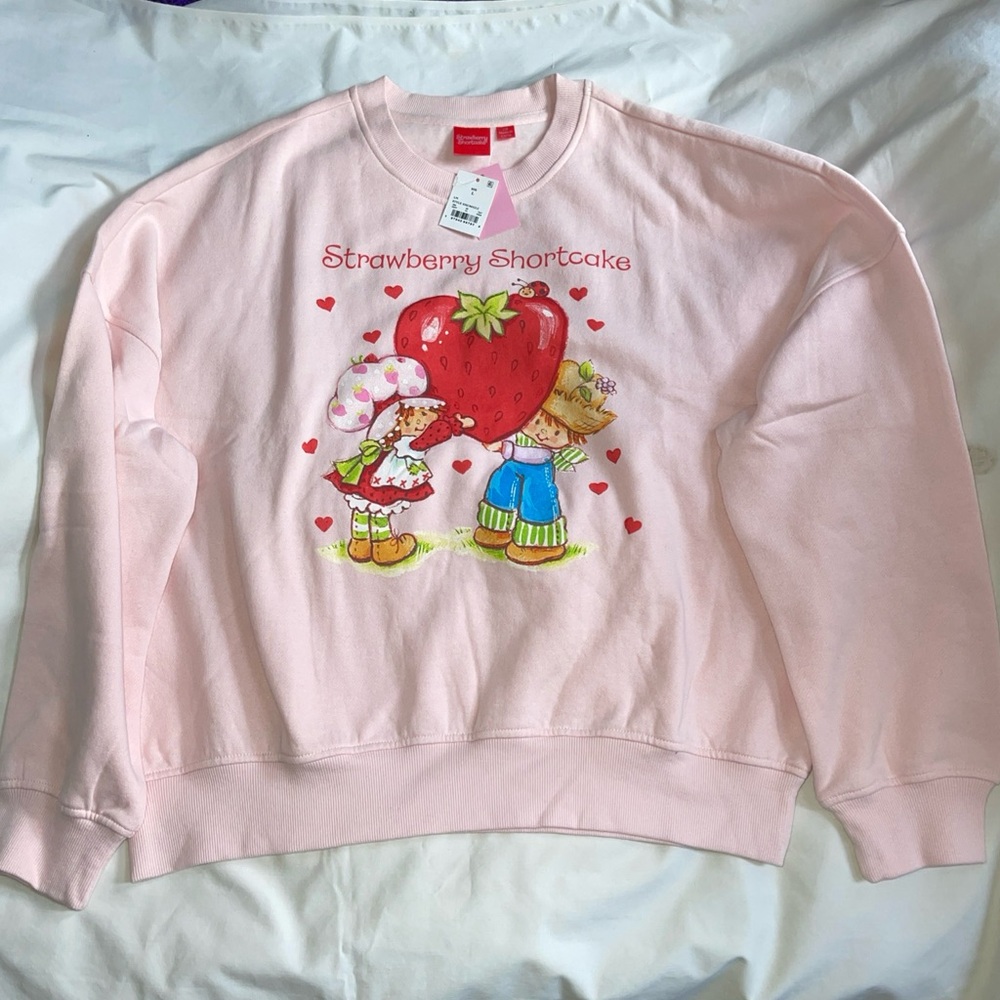 Strawberry Shortcake Sweatshirt Women's Pink Crewneck Retro 80s Style 2023 NWT